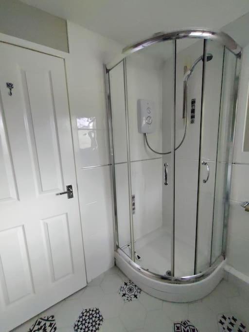 The Nook Located In A Beautiful Garden Setting With Parking Villa Stratford-upon-Avon Luaran gambar