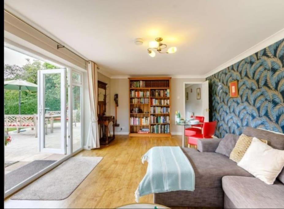 The Nook Located In A Beautiful Garden Setting With Parking Villa Stratford-upon-Avon Luaran gambar